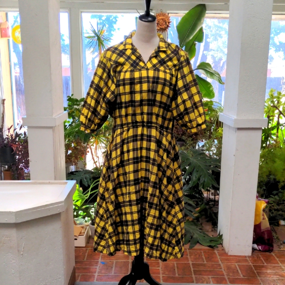 Vintage Plaid flannel 80s puff sleeves midi grunge yellow plaid dress. US cotton